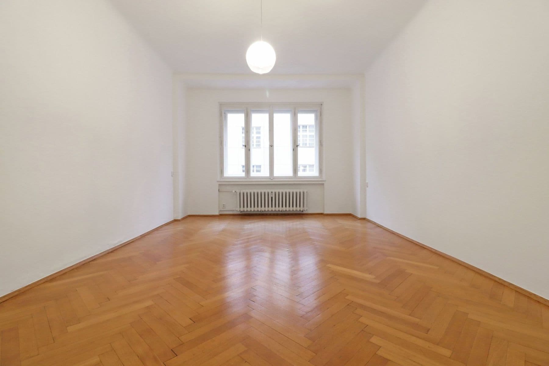 Pronájem bytu 2+1 70 m², U smaltovny, Praha, Praha Pronájem bytu 2+1 70 m², U smaltovny, Praha, Praha