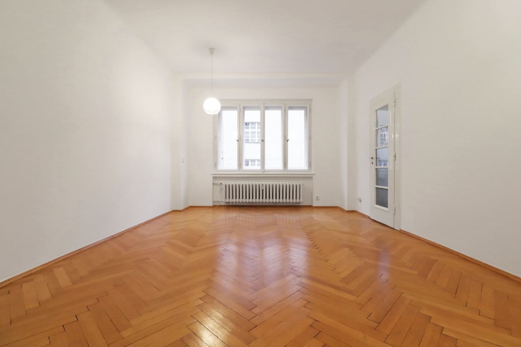 Pronájem bytu 2+1 70 m², U smaltovny, Praha, Praha Pronájem bytu 2+1 70 m², U smaltovny, Praha, Praha