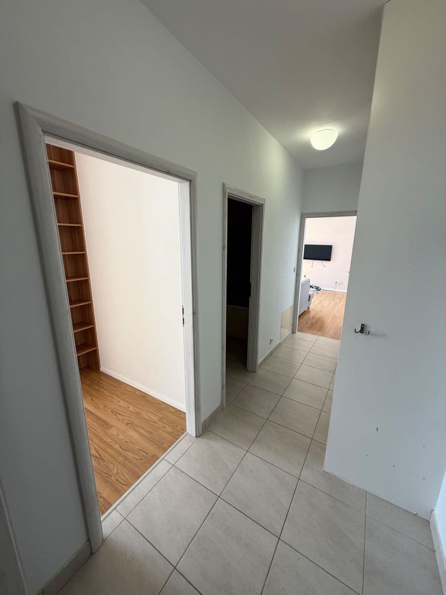 Pronájem bytu 2+kk 56 m², Pastevců, Praha, Praha Pronájem bytu 2+kk 56 m², Pastevců, Praha, Praha