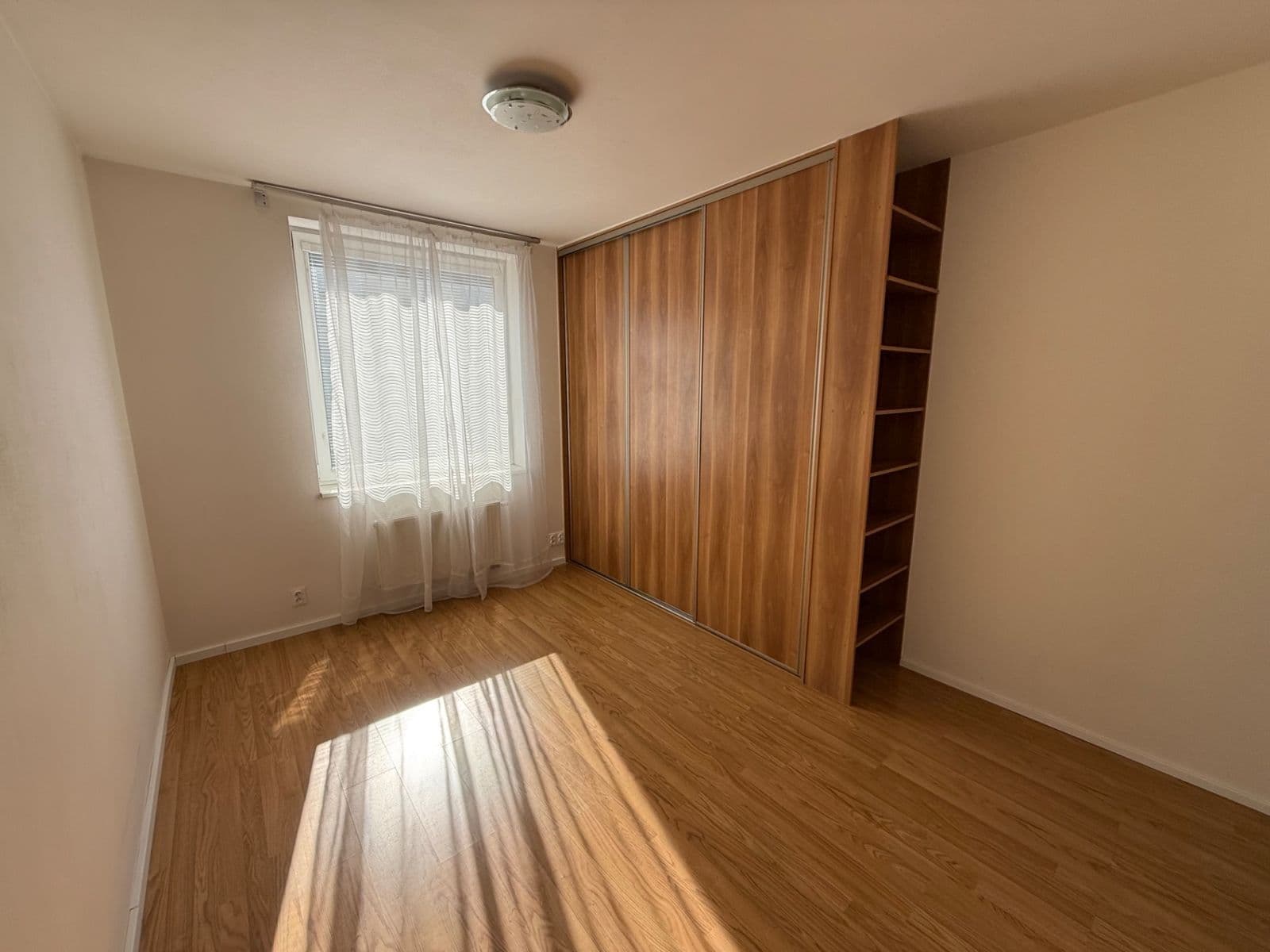 Pronájem bytu 2+kk 56 m², Pastevců, Praha, Praha Pronájem bytu 2+kk 56 m², Pastevců, Praha, Praha