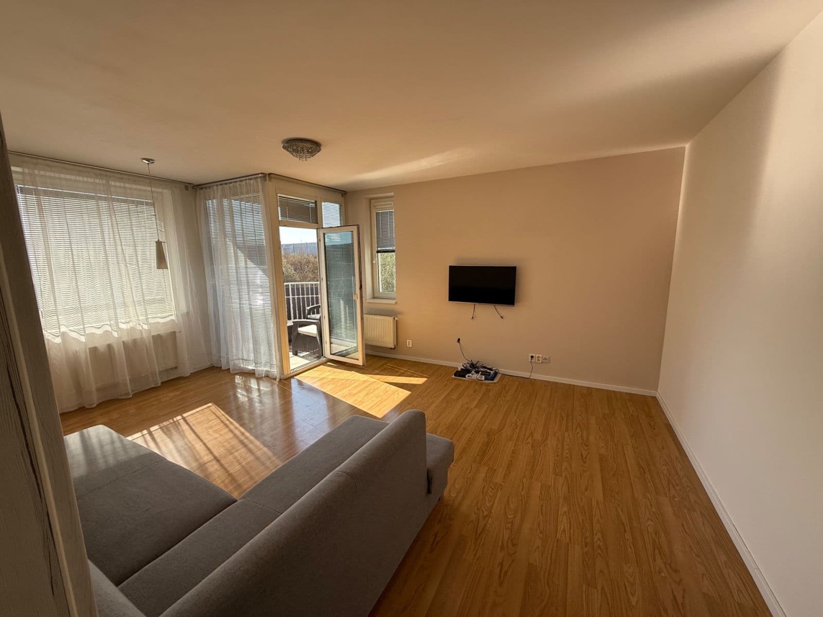 Pronájem bytu 2+kk 56 m², Pastevců, Praha, Praha Pronájem bytu 2+kk 56 m², Pastevců, Praha, Praha