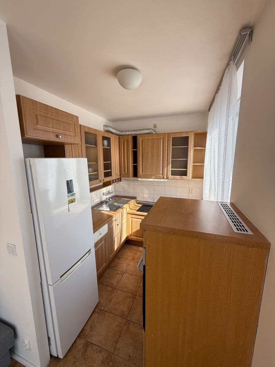 Pronájem bytu 2+kk 56 m², Pastevců, Praha, Praha Pronájem bytu 2+kk 56 m², Pastevců, Praha, Praha