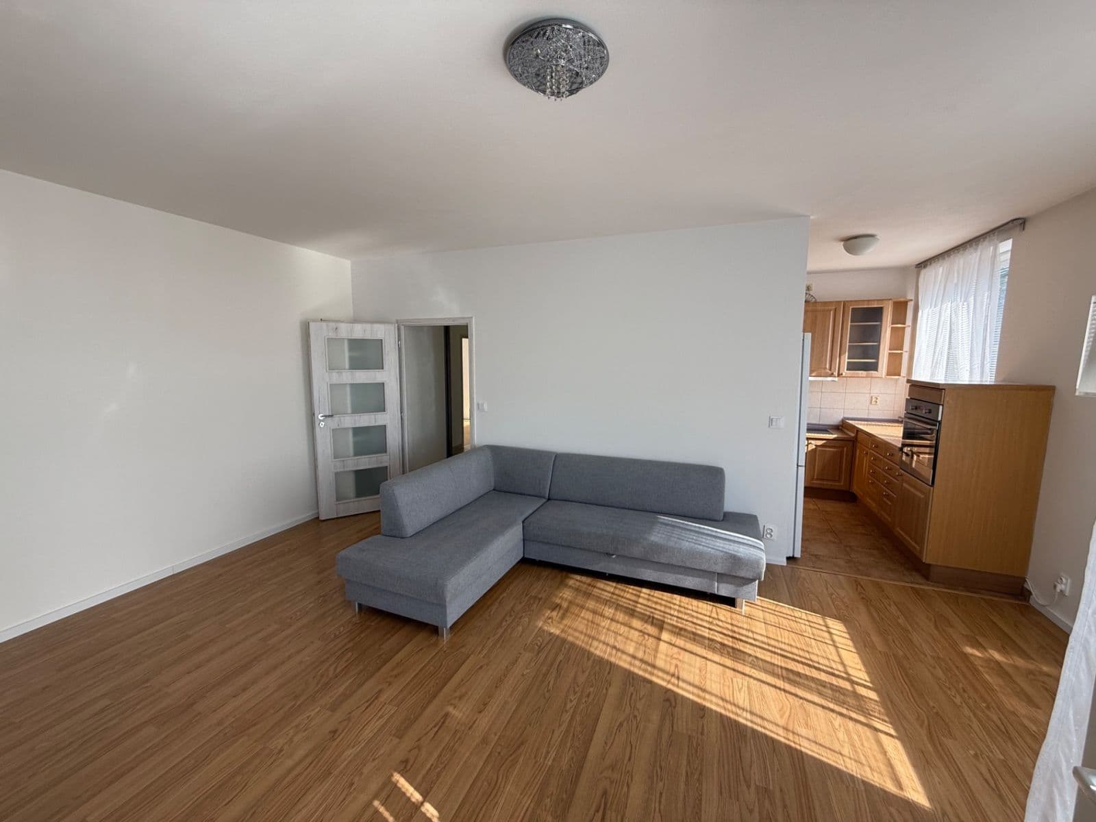 Pronájem bytu 2+kk 56 m², Pastevců, Praha, Praha Pronájem bytu 2+kk 56 m², Pastevců, Praha, Praha