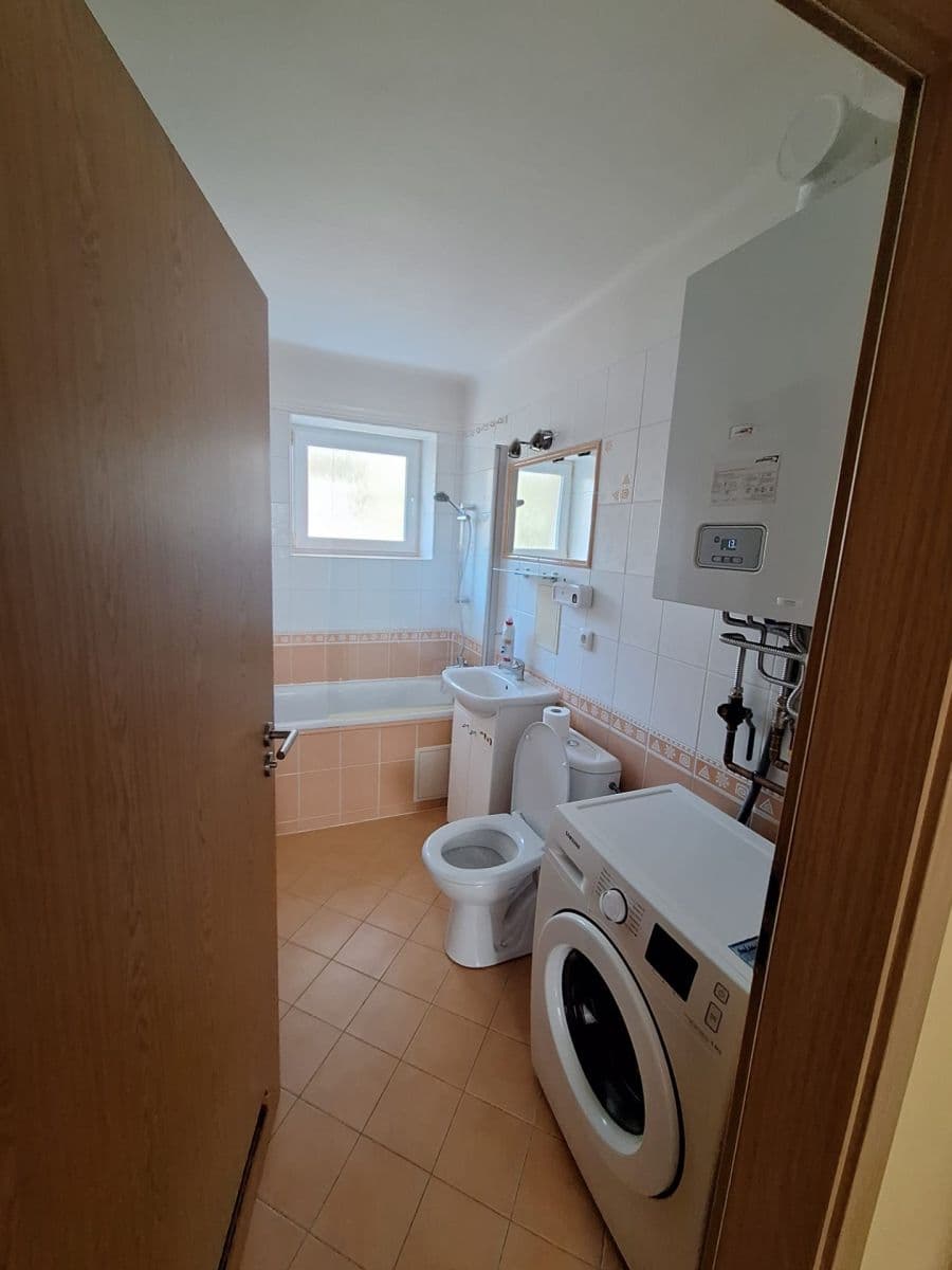 Pronájem bytu 2+1 51 m², Helsinská, Kladno, Středočeský kraj Pronájem bytu 2+1 51 m², Helsinská, Kladno, Středočeský kraj