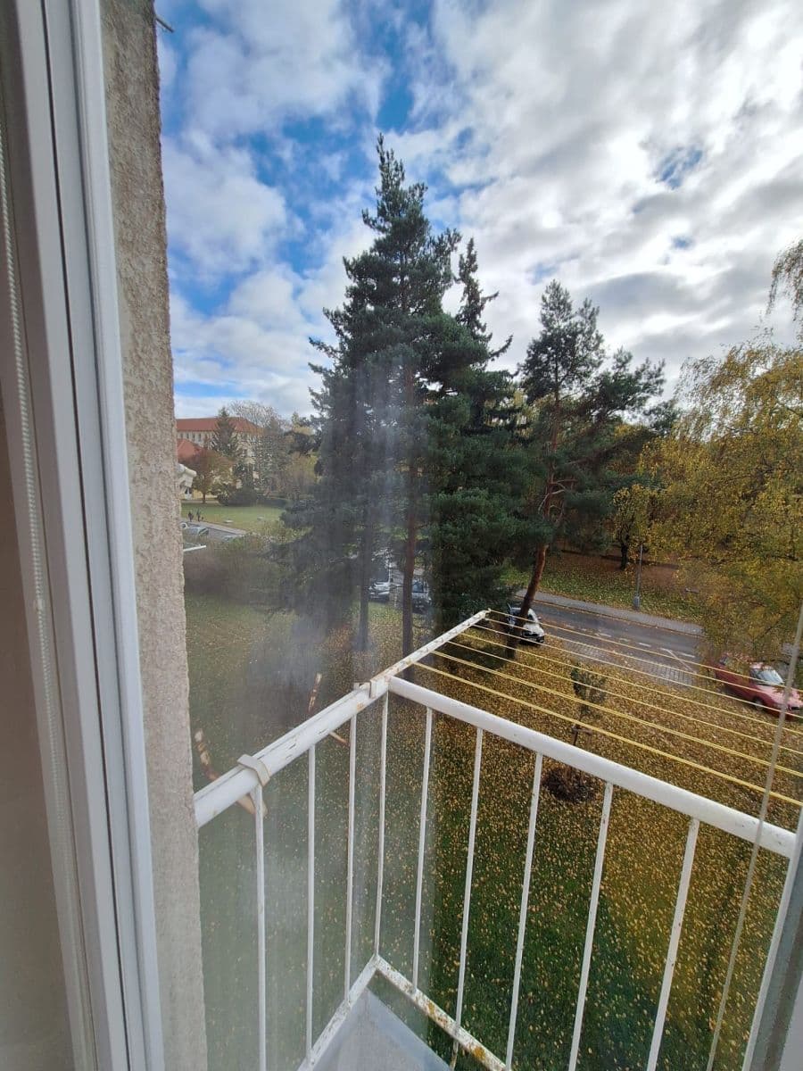 Pronájem bytu 2+1 51 m², Helsinská, Kladno, Středočeský kraj Pronájem bytu 2+1 51 m², Helsinská, Kladno, Středočeský kraj