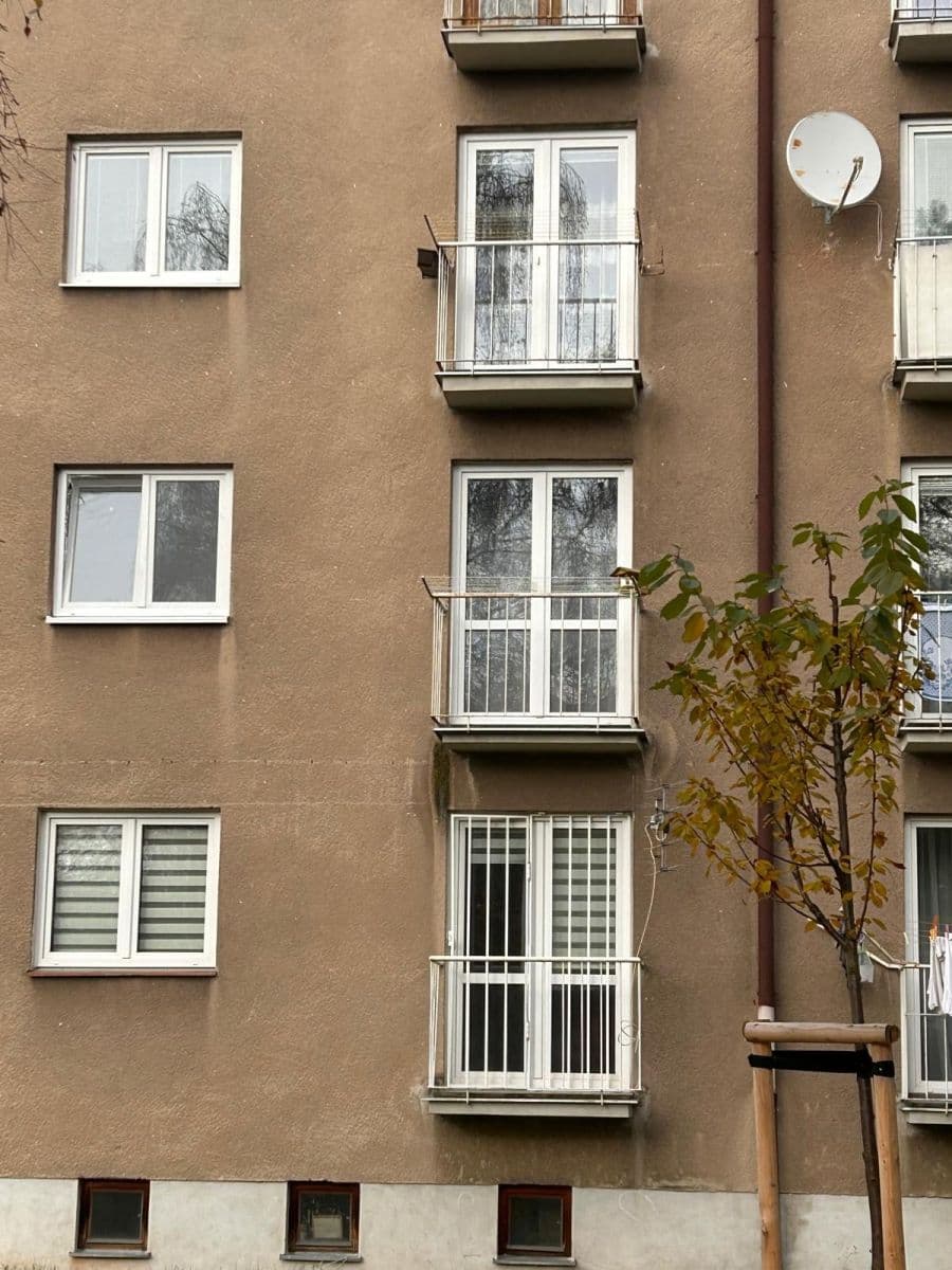 Pronájem bytu 2+1 51 m², Helsinská, Kladno, Středočeský kraj Pronájem bytu 2+1 51 m², Helsinská, Kladno, Středočeský kraj