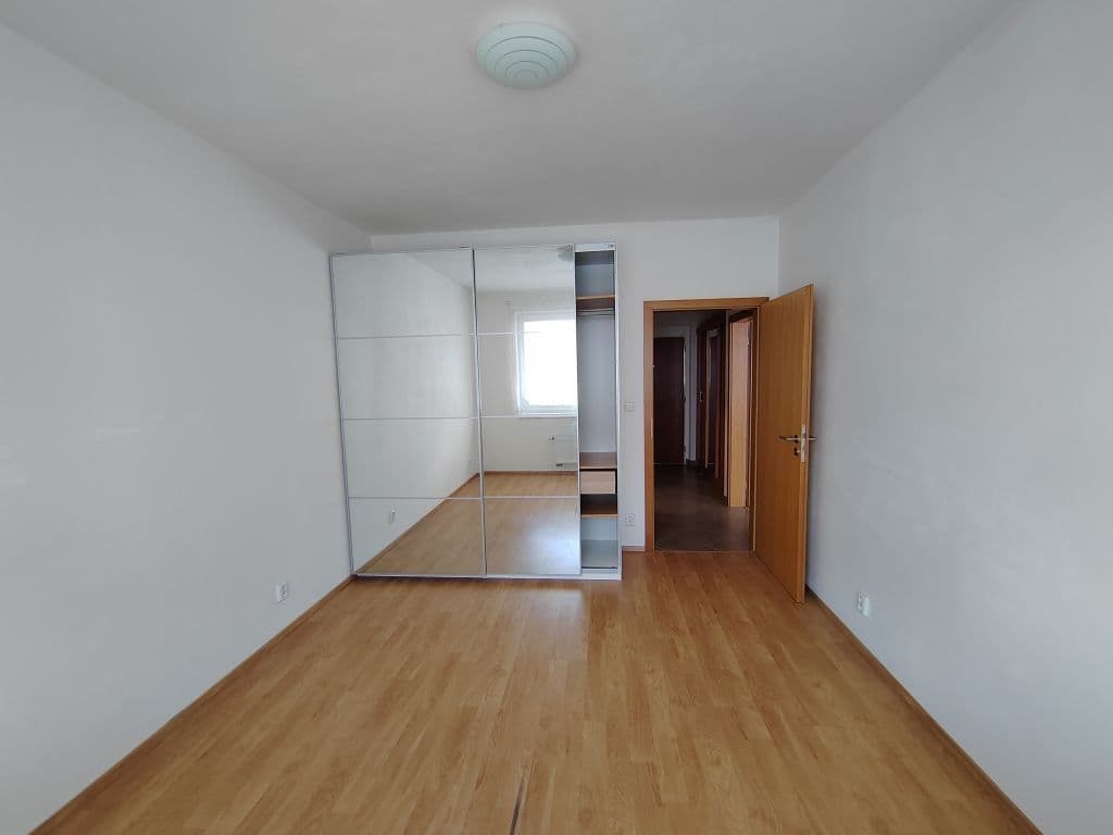Pronájem bytu 2+kk 56 m², Modenská, Praha, Praha Pronájem bytu 2+kk 56 m², Modenská, Praha, Praha