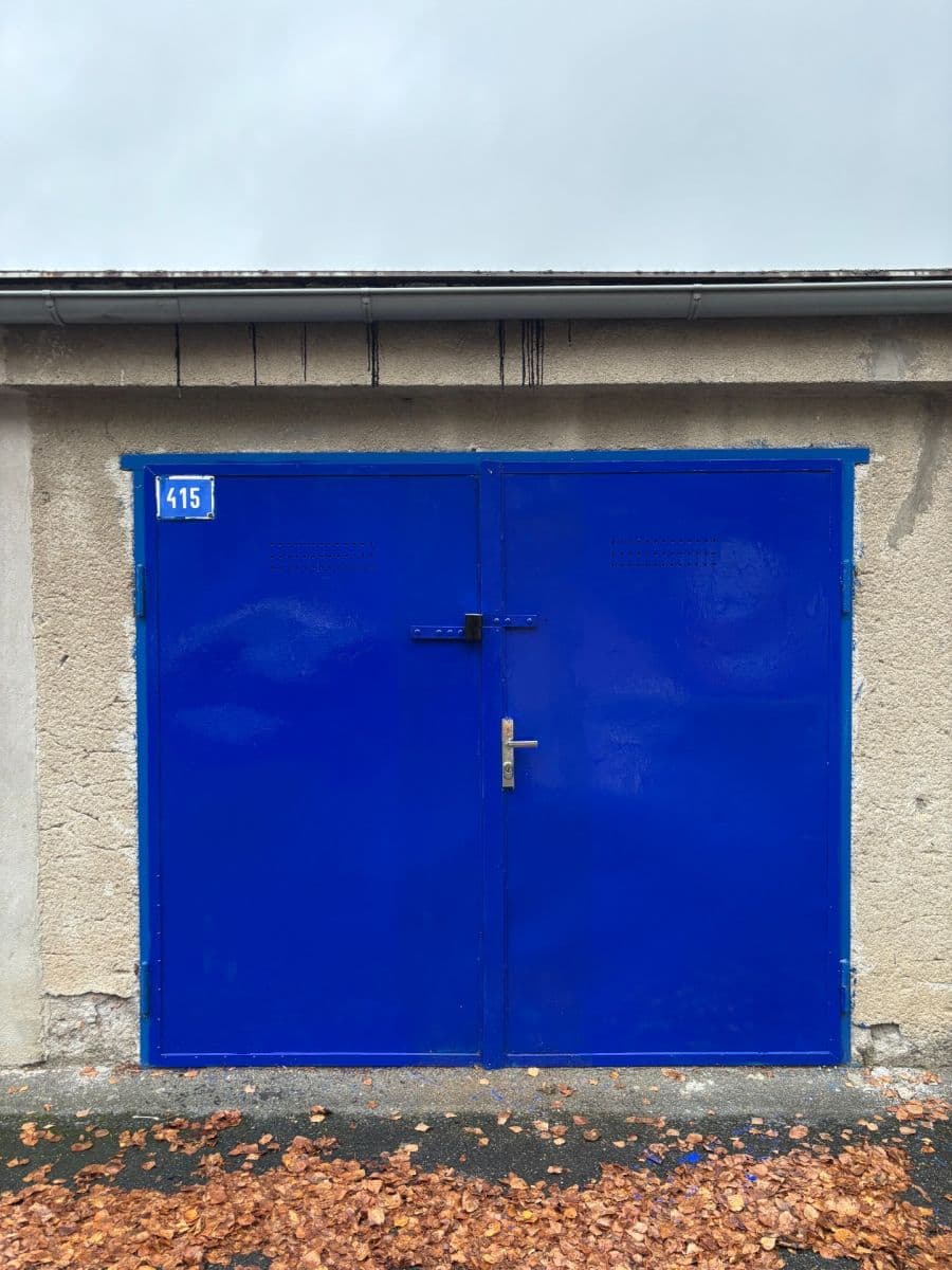 Pronájem garáže 18 m², Brněnská, Šlapanice, Jihomoravský kraj Pronájem garáže 18 m², Brněnská, Šlapanice, Jihomoravský kraj