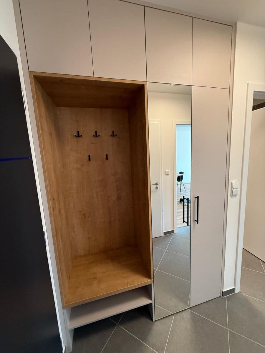 Pronájem bytu 2+kk 55 m², Čakovická, Praha, Praha Pronájem bytu 2+kk 55 m², Čakovická, Praha, Praha