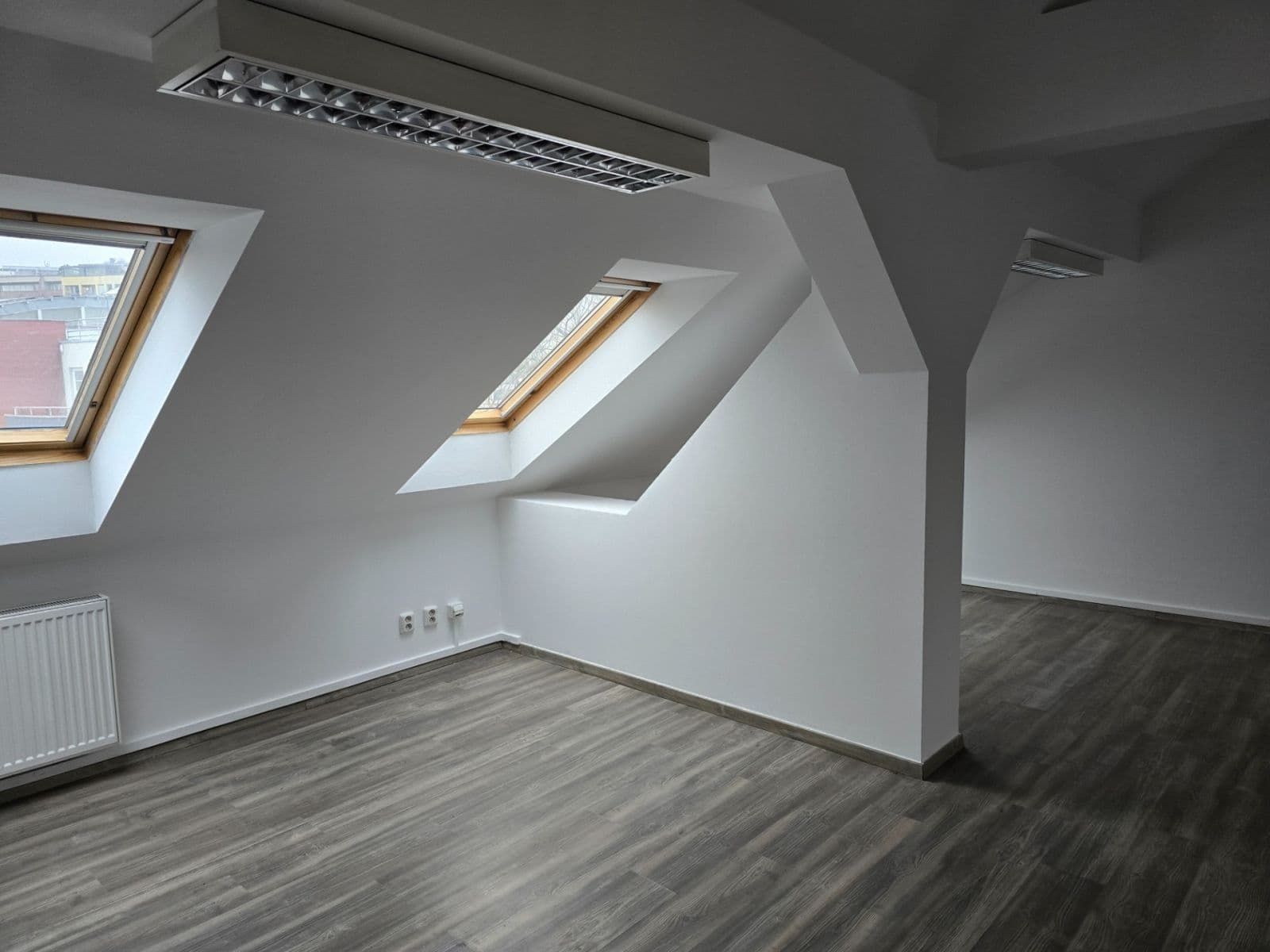 Pronájem kanceláře 110 m², Čerčanská, Praha, Praha Pronájem kanceláře 110 m², Čerčanská, Praha, Praha