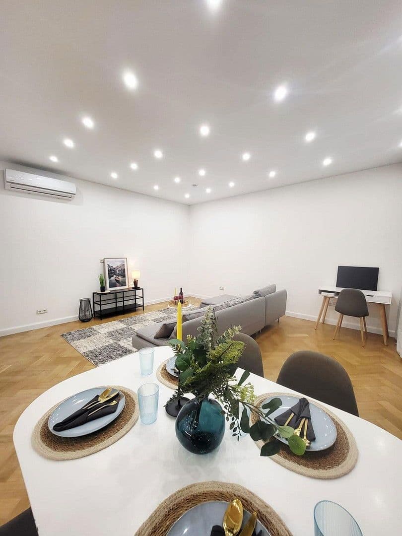 Prodej bytu 3+kk 106 m², Mulheim an der Ruhr, Severní Porýní-Vestfálsko Prodej bytu 3+kk 106 m², Mulheim an der Ruhr, Severní Porýní-Vestfálsko