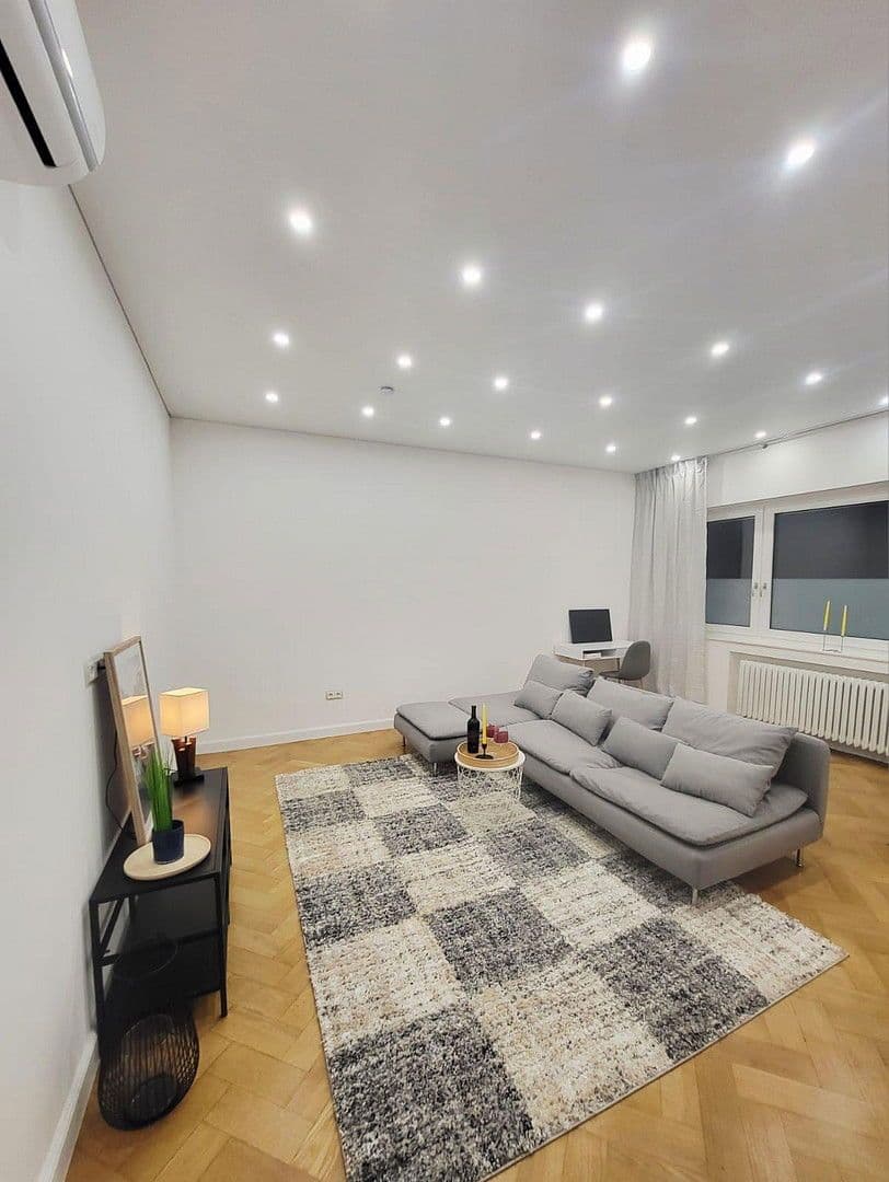 Prodej bytu 3+kk 106 m², Mulheim an der Ruhr, Severní Porýní-Vestfálsko Prodej bytu 3+kk 106 m², Mulheim an der Ruhr, Severní Porýní-Vestfálsko