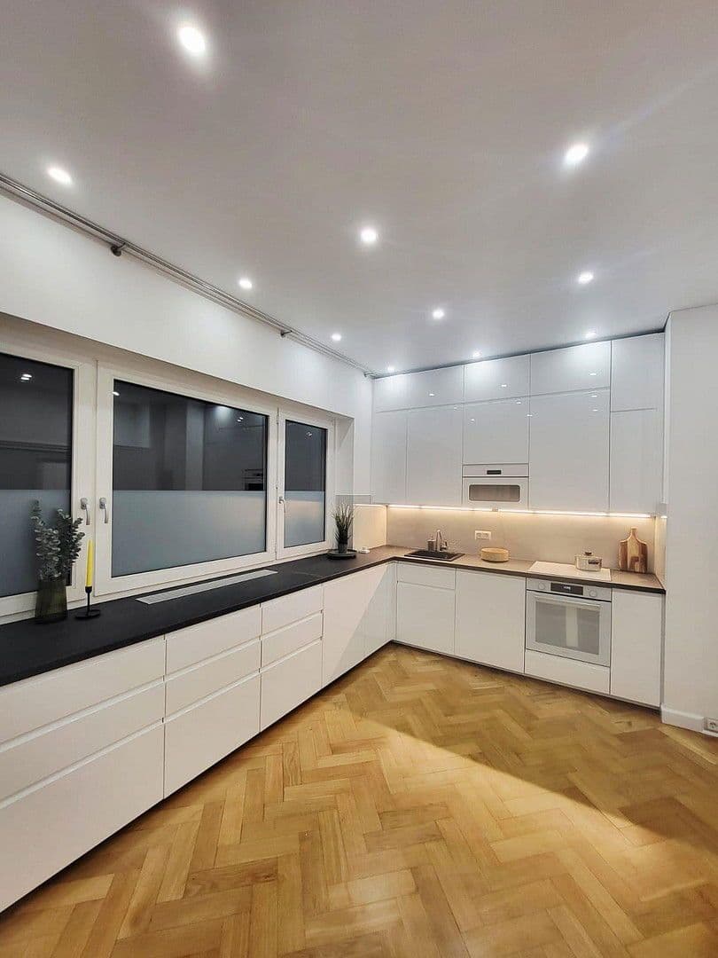 Prodej bytu 3+kk 106 m², Mulheim an der Ruhr, Severní Porýní-Vestfálsko Prodej bytu 3+kk 106 m², Mulheim an der Ruhr, Severní Porýní-Vestfálsko