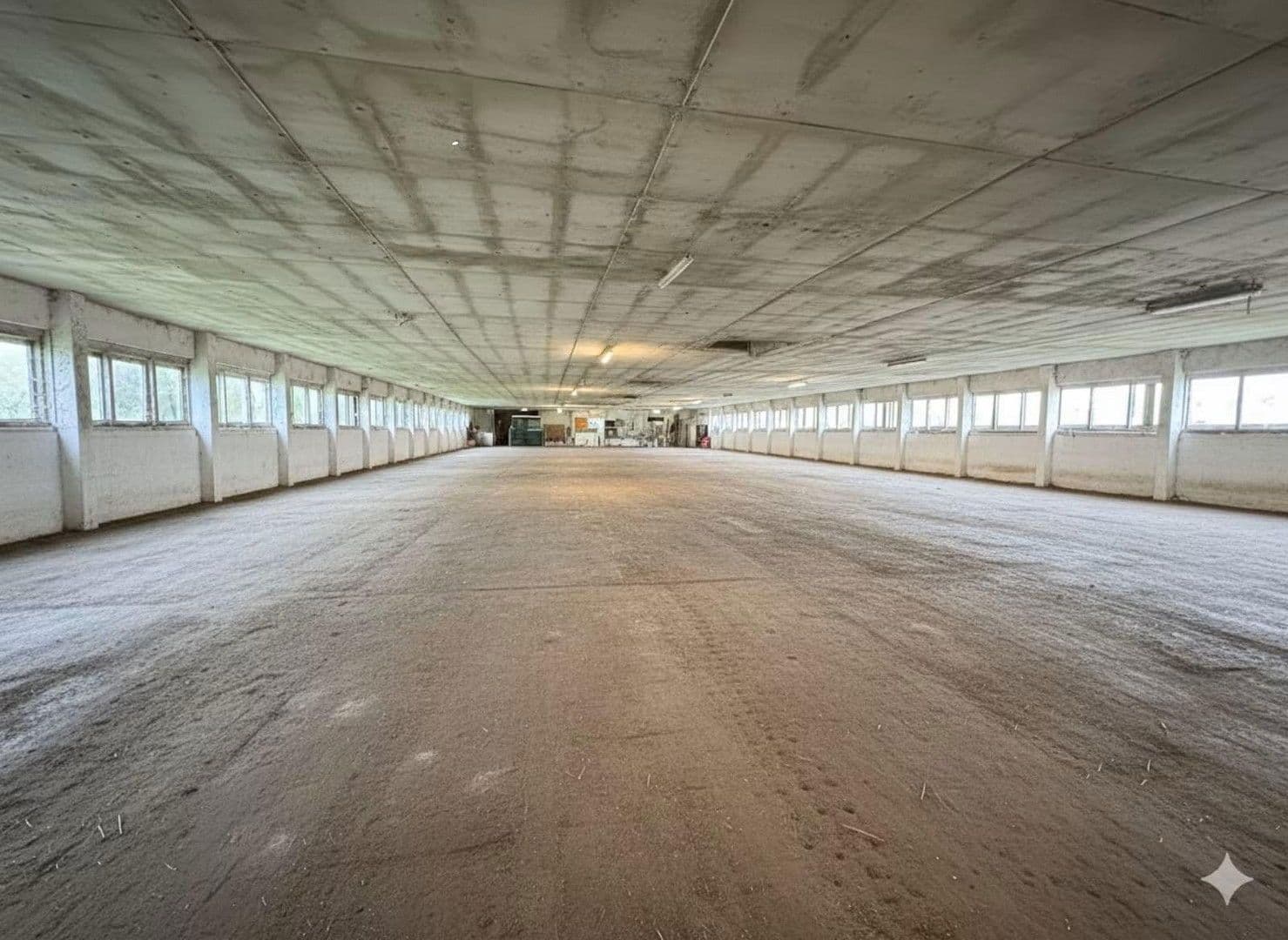 Pronájem nebytového prostoru 60.000 m², Kronsberg 23 Jarmen, Jarmen, Mecklenburg-Vorpommern Pronájem nebytového prostoru 60.000 m², Kronsberg 23 Jarmen, Jarmen, Mecklenburg-Vorpommern