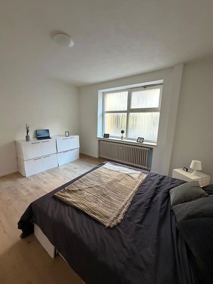 Prodej bytu 4+1 103 m², Weinstraße 102, Edenkoben, Porýní-Falc Prodej bytu 4+1 103 m², Weinstraße 102, Edenkoben, Porýní-Falc