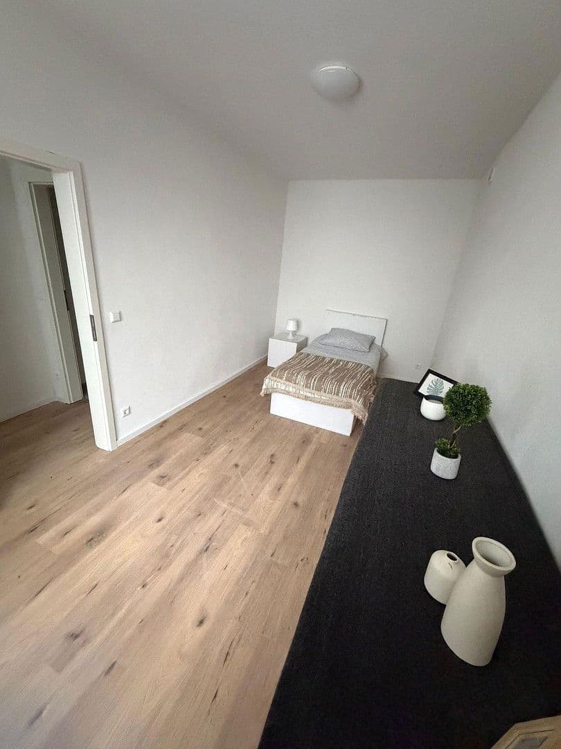 Prodej bytu 4+1 103 m², Weinstraße 102, Edenkoben, Porýní-Falc Prodej bytu 4+1 103 m², Weinstraße 102, Edenkoben, Porýní-Falc
