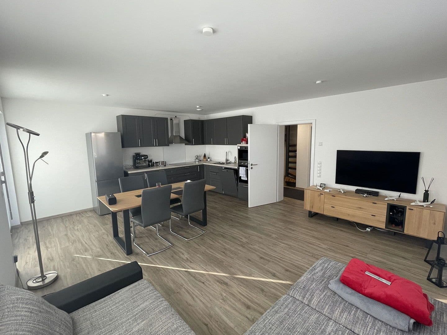 Pronájem bytu 3+1 90 m², Tegernbach, Bavorsko Pronájem bytu 3+1 90 m², Tegernbach, Bavorsko