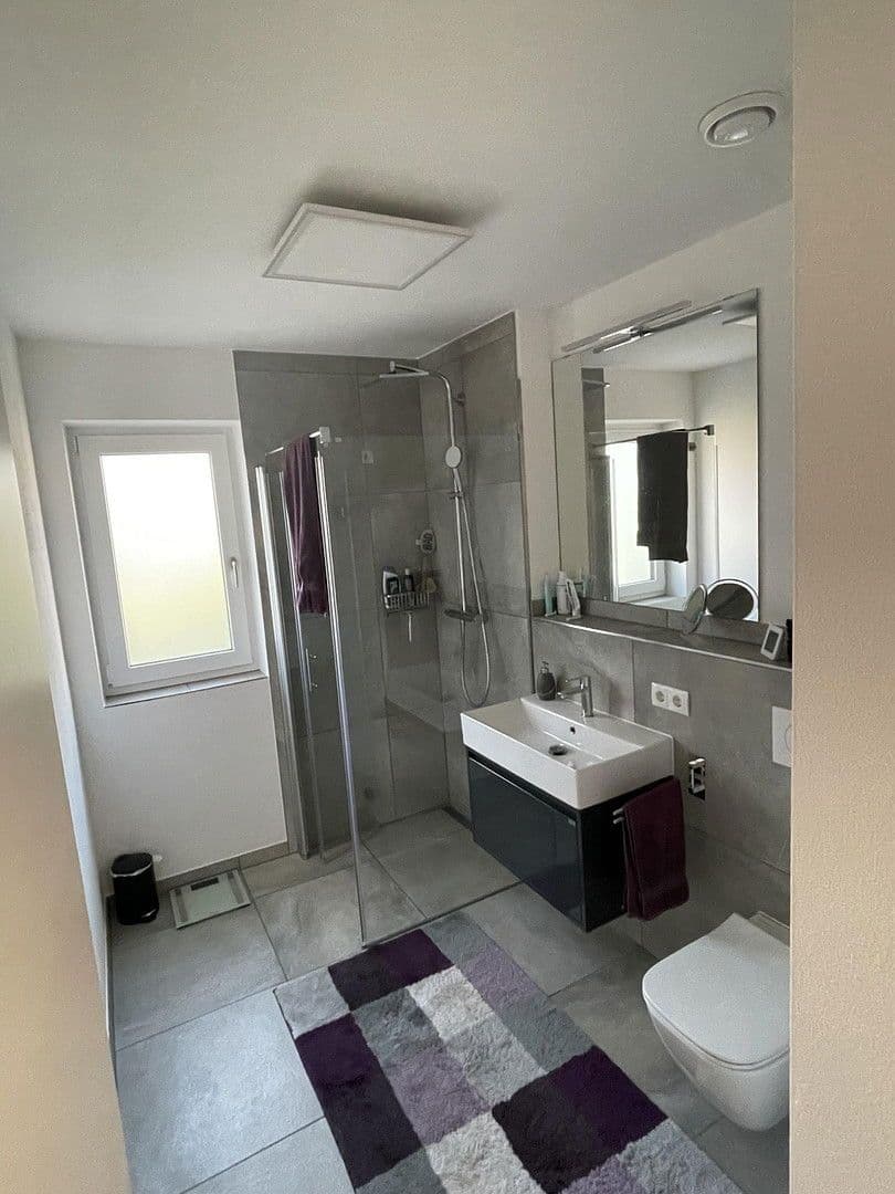 Pronájem bytu 3+1 90 m², Tegernbach, Bavorsko Pronájem bytu 3+1 90 m², Tegernbach, Bavorsko