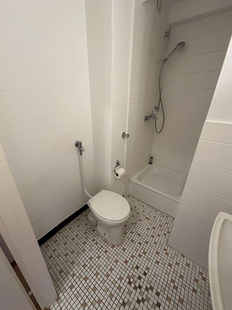 Pronájem bytu 1+1 24 m², Nürnberg, Bavorsko Pronájem bytu 1+1 24 m², Nürnberg, Bavorsko