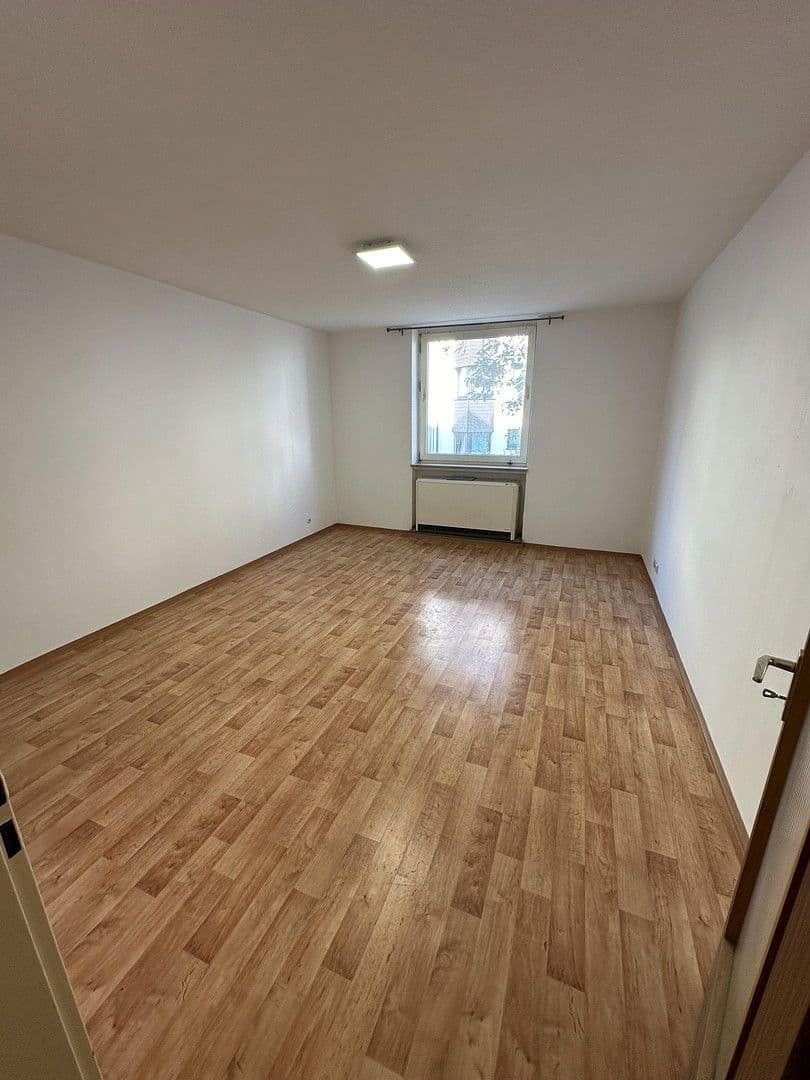 Pronájem bytu 1+1 24 m², Nürnberg, Bavorsko Pronájem bytu 1+1 24 m², Nürnberg, Bavorsko