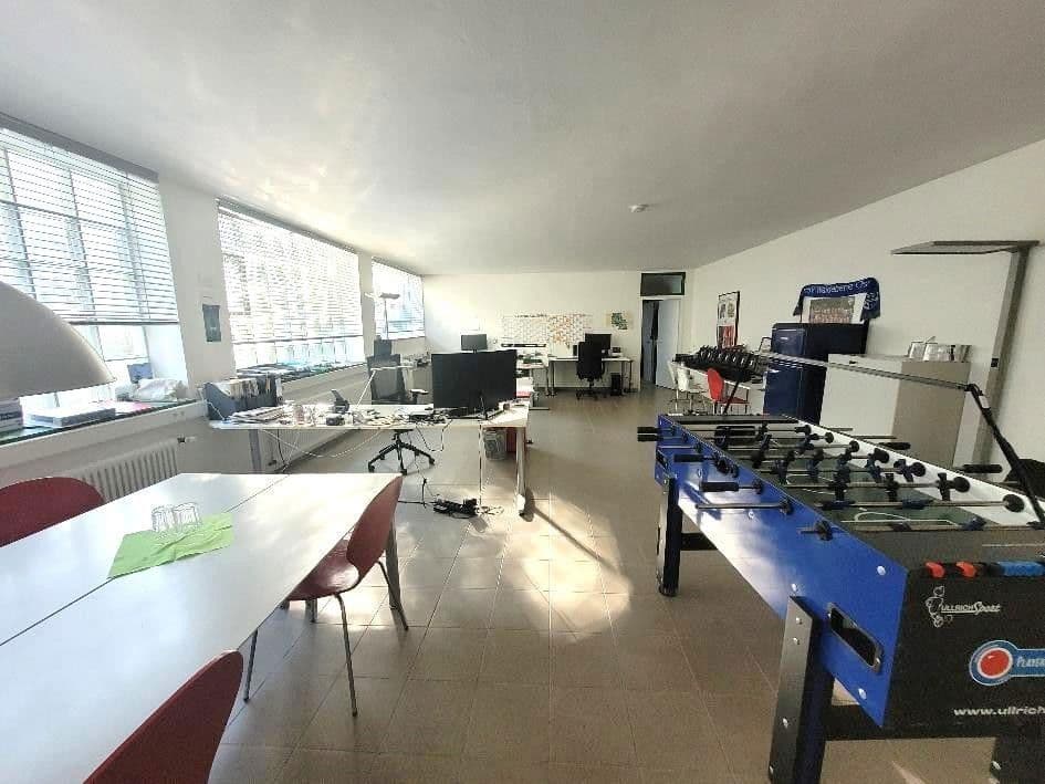 Pronájem kanceláře 85 m², Stuttgart, Bádensko-Württembersko Pronájem kanceláře 85 m², Stuttgart, Bádensko-Württembersko