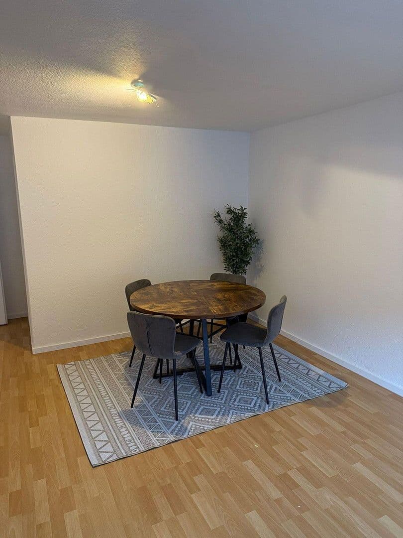 Prodej bytu 2+1 42 m², Stuttgart, Bádensko-Württembersko Prodej bytu 2+1 42 m², Stuttgart, Bádensko-Württembersko