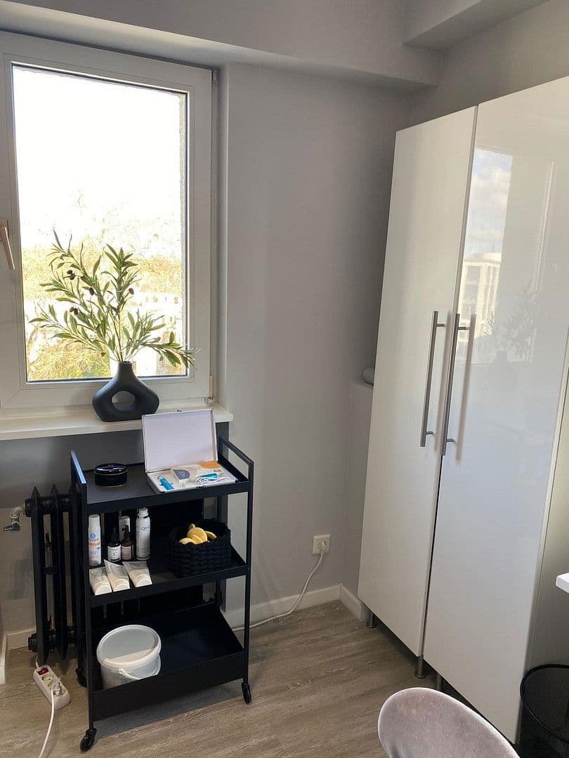 Pronájem kanceláře 115 m², Schadowstrasse 74, Düsseldorf, Severní Porýní-Vestfálsko Pronájem kanceláře 115 m², Schadowstrasse 74, Düsseldorf, Severní Porýní-Vestfálsko