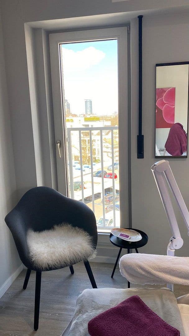 Pronájem kanceláře 115 m², Schadowstrasse 74, Düsseldorf, Severní Porýní-Vestfálsko Pronájem kanceláře 115 m², Schadowstrasse 74, Düsseldorf, Severní Porýní-Vestfálsko