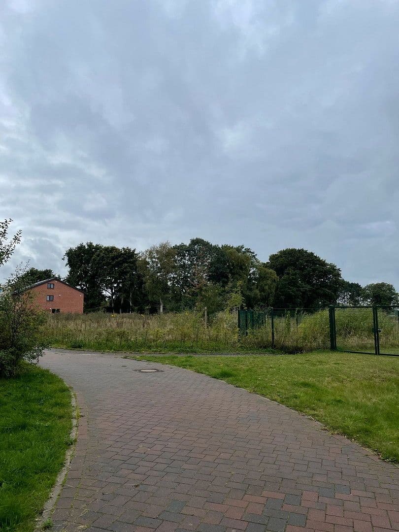 Pronájem domu 116 m², pozemek 300 m², Neumünster, Šlesvicko-Holštýnsko Pronájem domu 116 m², pozemek 300 m², Neumünster, Šlesvicko-Holštýnsko