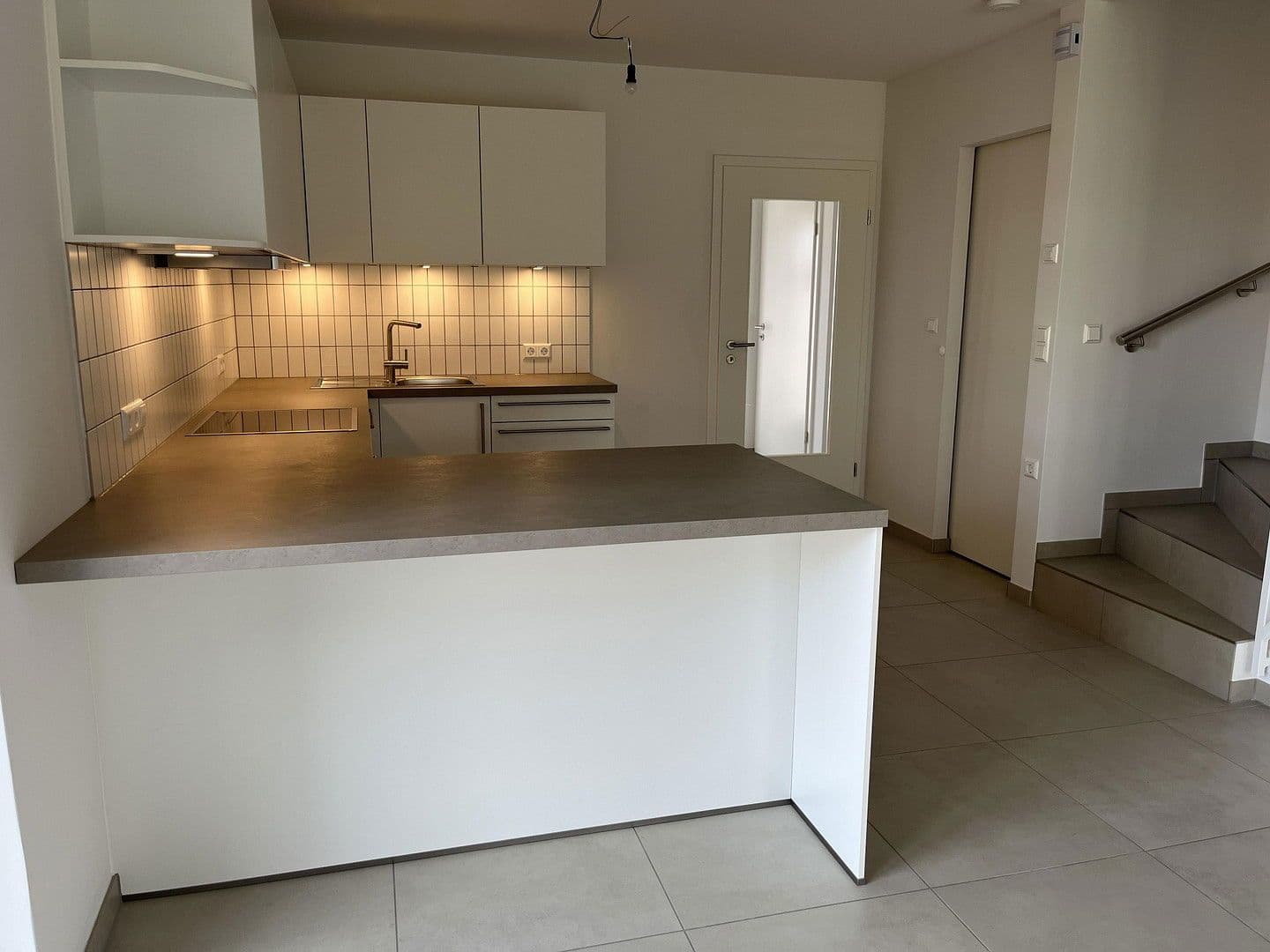 Pronájem domu 116 m², pozemek 300 m², Neumünster, Šlesvicko-Holštýnsko Pronájem domu 116 m², pozemek 300 m², Neumünster, Šlesvicko-Holštýnsko