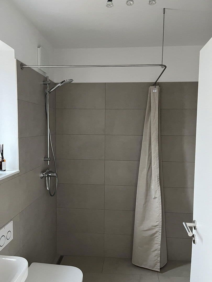 Pronájem domu 116 m², pozemek 300 m², Neumünster, Šlesvicko-Holštýnsko Pronájem domu 116 m², pozemek 300 m², Neumünster, Šlesvicko-Holštýnsko