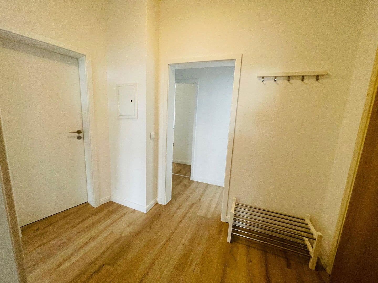 Pronájem bytu 3+1 60 m², Mierendorffstraße 50, Leipzig, Sasko Pronájem bytu 3+1 60 m², Mierendorffstraße 50, Leipzig, Sasko