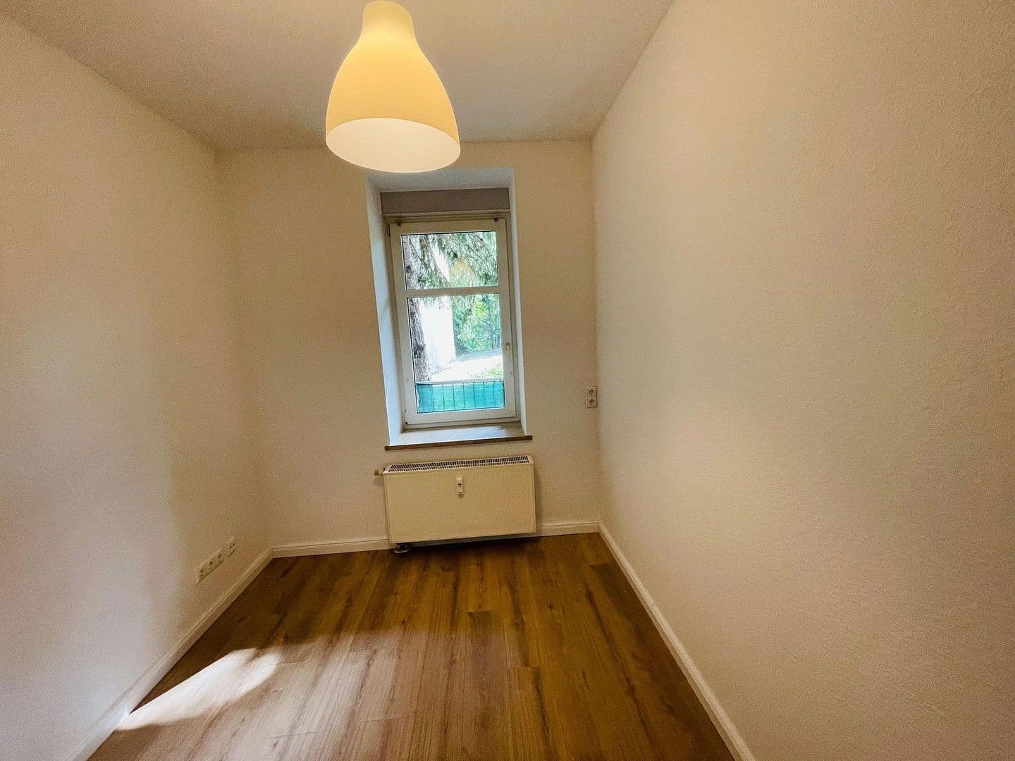 Pronájem bytu 3+1 60 m², Mierendorffstraße 50, Leipzig, Sasko Pronájem bytu 3+1 60 m², Mierendorffstraße 50, Leipzig, Sasko