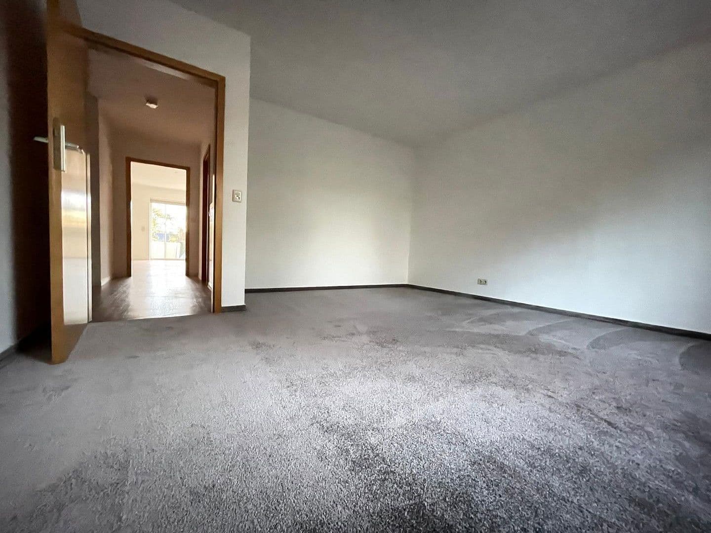 Pronájem bytu 2+1 69 m², Dimitroffstr. 2, Wandlitz, Braniborsko Pronájem bytu 2+1 69 m², Dimitroffstr. 2, Wandlitz, Braniborsko