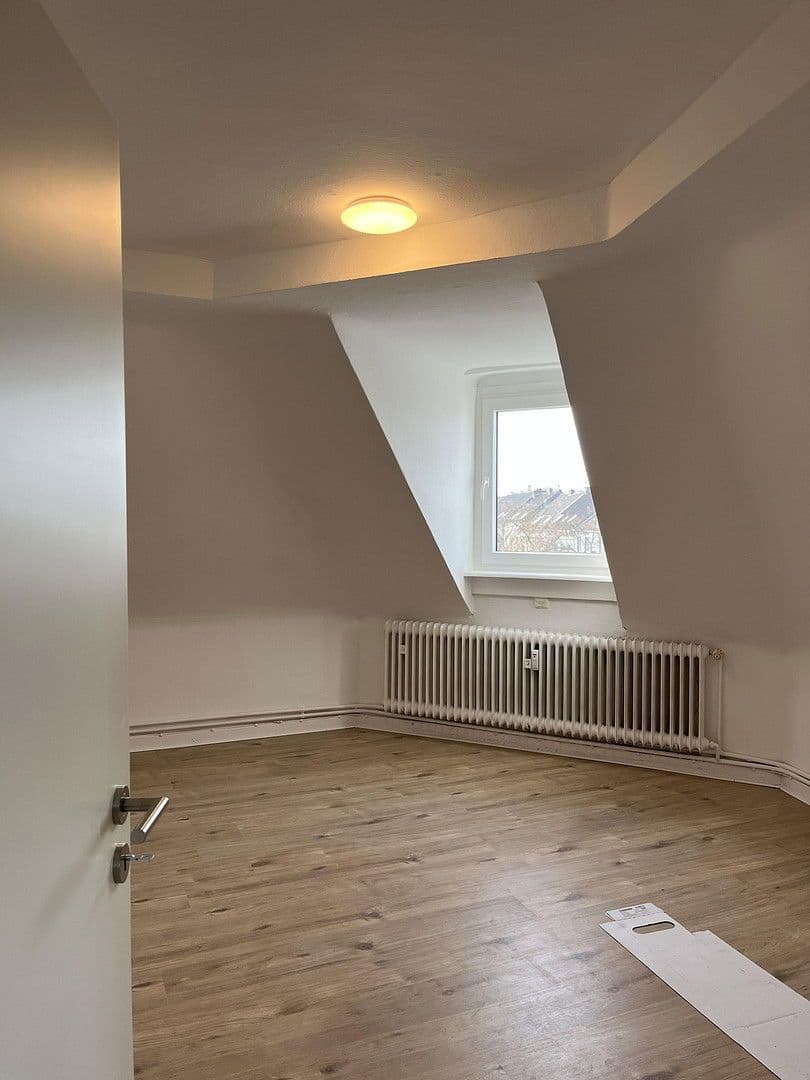 Pronájem bytu 3+1 83 m², Krefeld, Severní Porýní-Vestfálsko Pronájem bytu 3+1 83 m², Krefeld, Severní Porýní-Vestfálsko