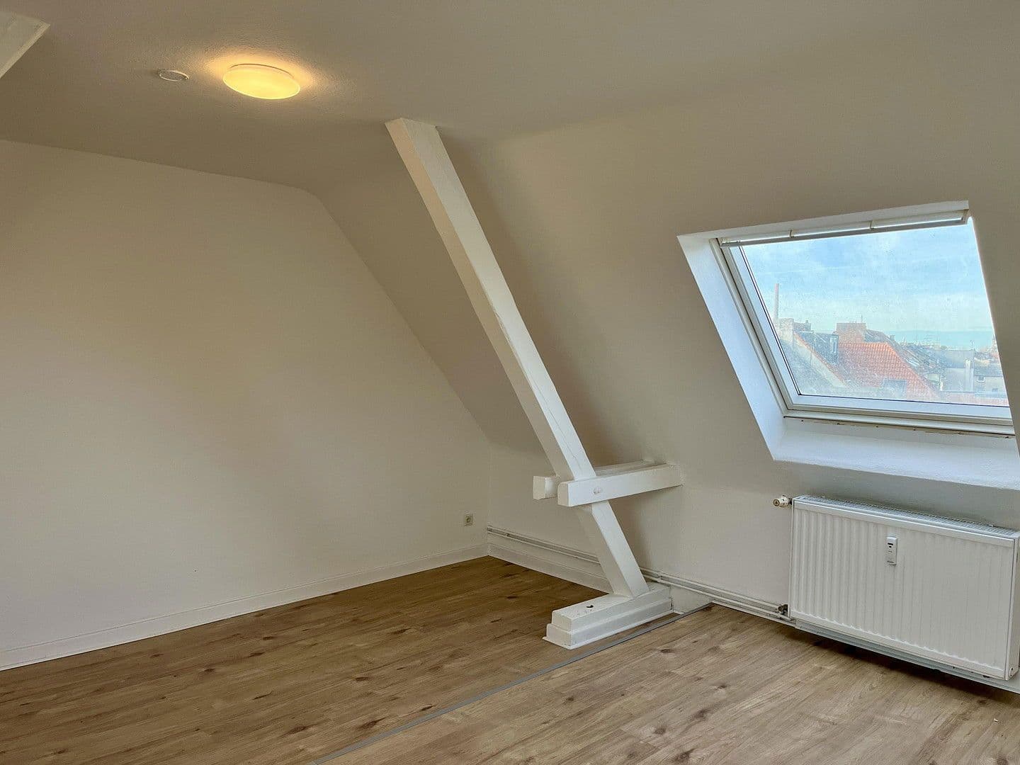 Pronájem bytu 3+1 83 m², Krefeld, Severní Porýní-Vestfálsko Pronájem bytu 3+1 83 m², Krefeld, Severní Porýní-Vestfálsko