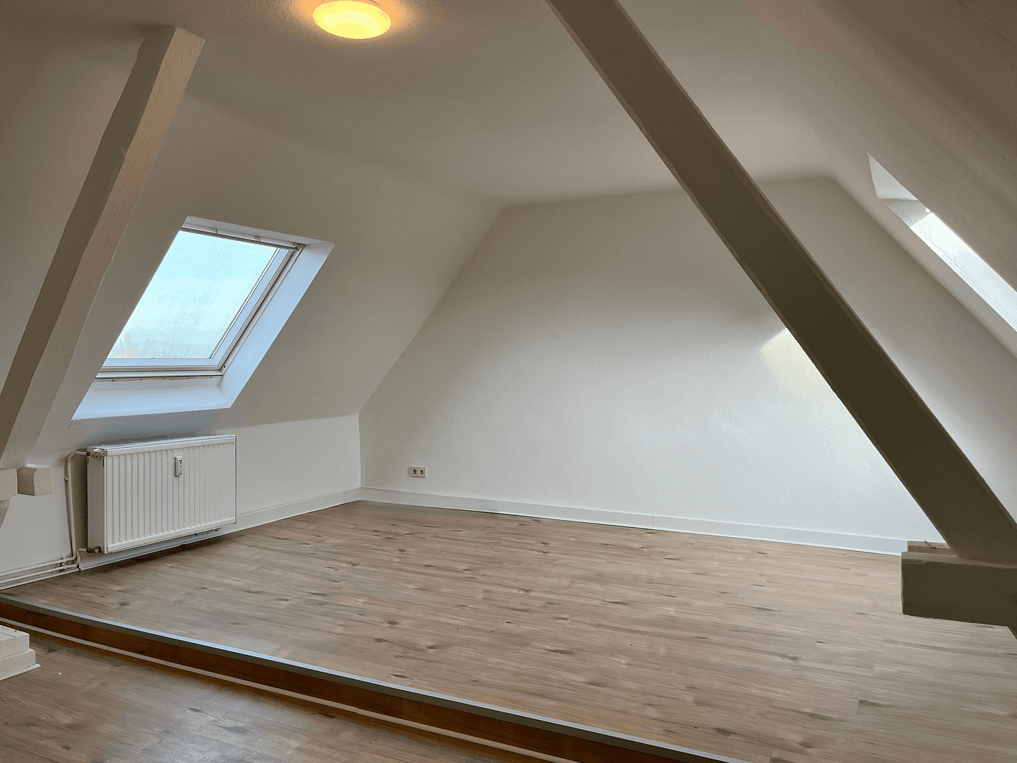 Pronájem bytu 3+1 83 m², Krefeld, Severní Porýní-Vestfálsko Pronájem bytu 3+1 83 m², Krefeld, Severní Porýní-Vestfálsko