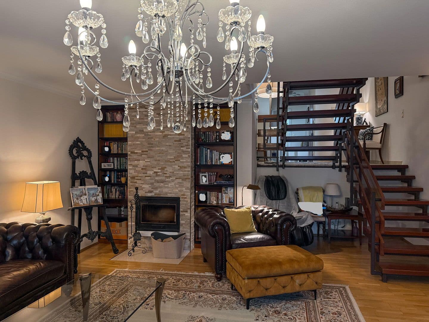 Prodej bytu 3+kk 117 m², Düsseldorf, Severní Porýní-Vestfálsko Prodej bytu 3+kk 117 m², Düsseldorf, Severní Porýní-Vestfálsko