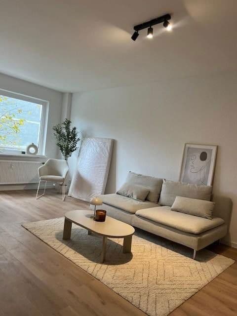 Pronájem bytu 1+1 42 m², Hattersheim am Main, Hessen Pronájem bytu 1+1 42 m², Hattersheim am Main, Hessen