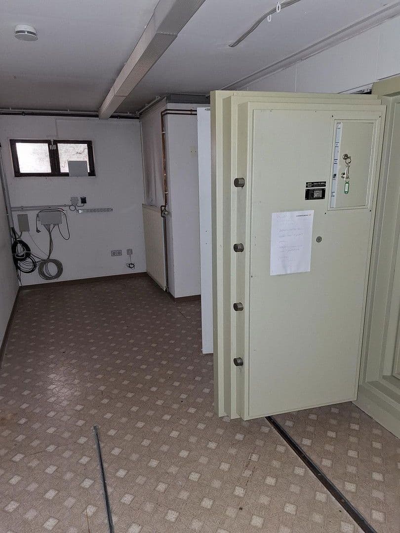 Pronájem kanceláře 344 m², Am Schloßplatz 2, Sankt Wendel, Země Sársko Pronájem kanceláře 344 m², Am Schloßplatz 2, Sankt Wendel, Země Sársko