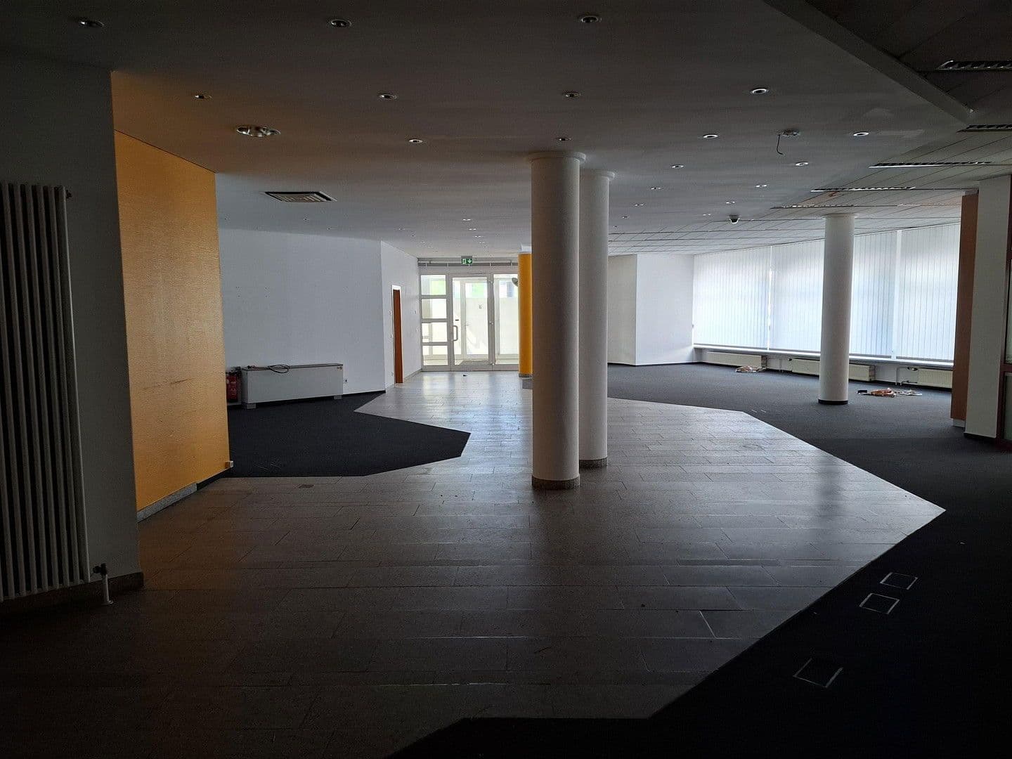 Pronájem kanceláře 344 m², Am Schloßplatz 2, Sankt Wendel, Země Sársko Pronájem kanceláře 344 m², Am Schloßplatz 2, Sankt Wendel, Země Sársko