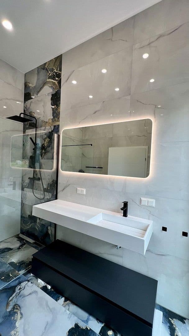 Prodej domu 178 m², pozemek 632 m², Am Panzergrabenbach 12a, Kapfenberg, Štýrsko Prodej domu 178 m², pozemek 632 m², Am Panzergrabenbach 12a, Kapfenberg, Štýrsko