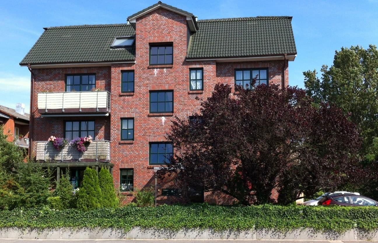 Prodej domu 1.299 m², pozemek 1.885 m², Henstedt-Ulzburg, Šlesvicko-Holštýnsko Prodej domu 1.299 m², pozemek 1.885 m², Henstedt-Ulzburg, Šlesvicko-Holštýnsko