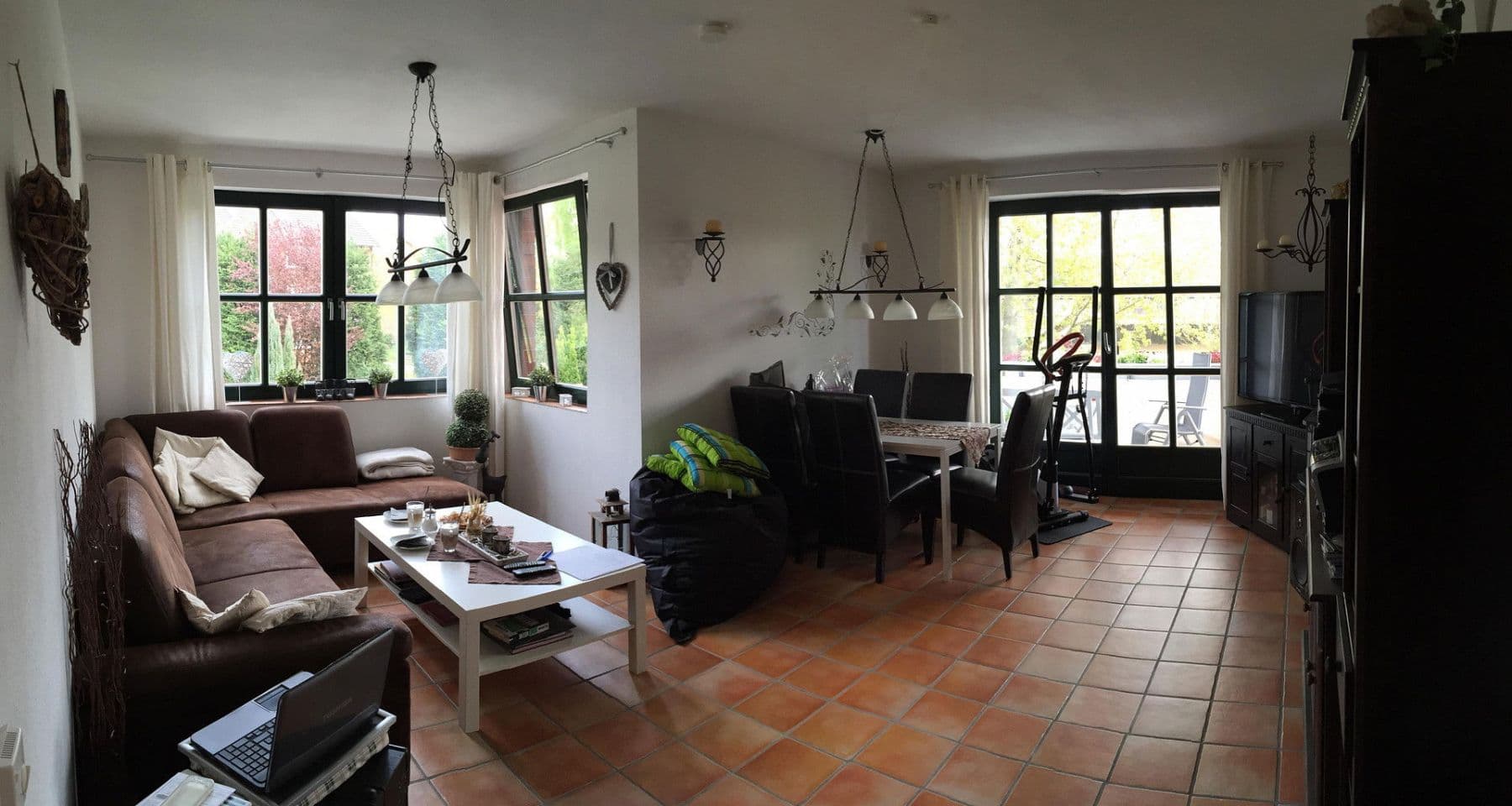 Prodej domu 1.299 m², pozemek 1.885 m², Henstedt-Ulzburg, Šlesvicko-Holštýnsko Prodej domu 1.299 m², pozemek 1.885 m², Henstedt-Ulzburg, Šlesvicko-Holštýnsko