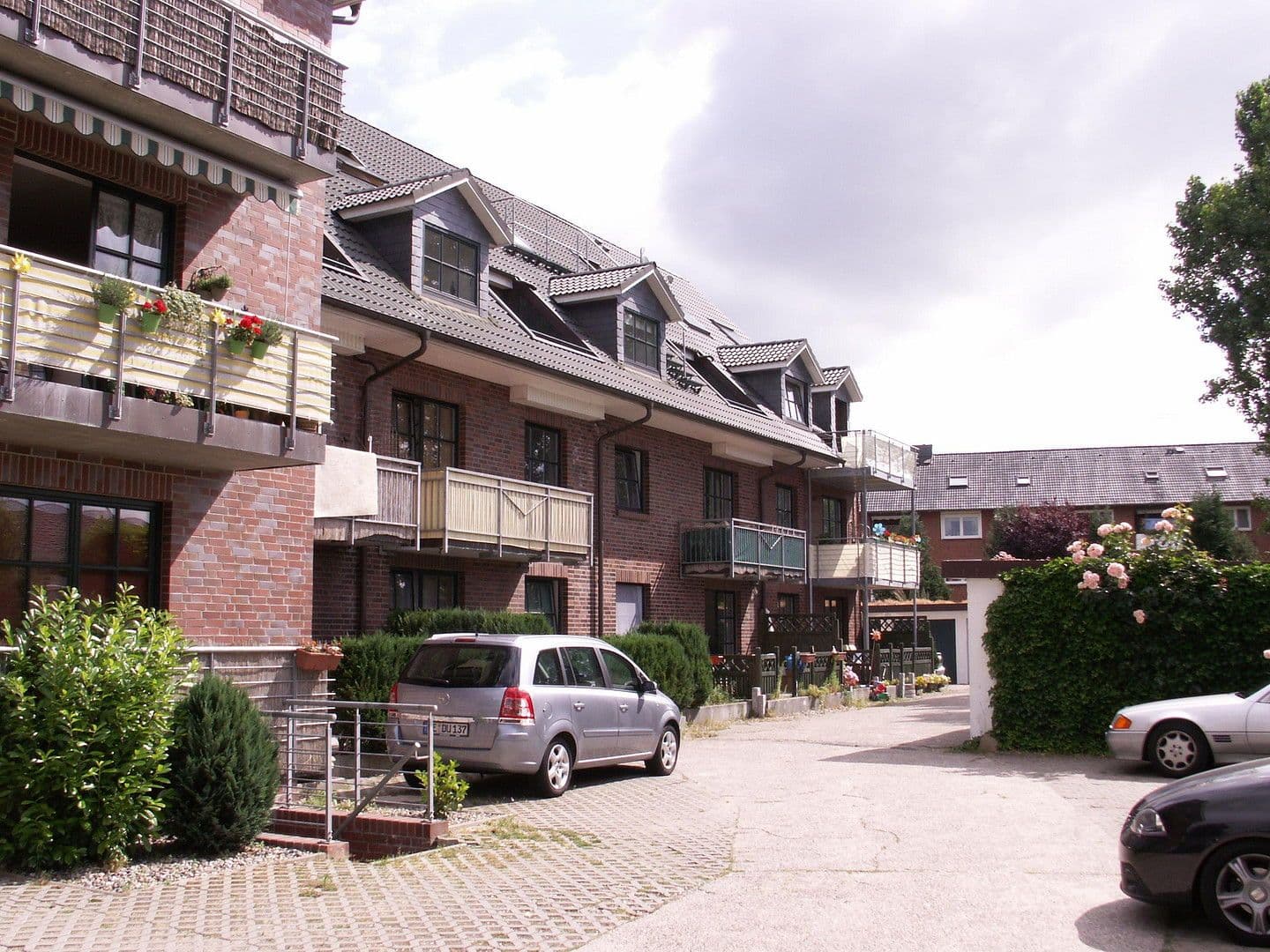 Prodej domu 1.299 m², pozemek 1.885 m², Henstedt-Ulzburg, Šlesvicko-Holštýnsko Prodej domu 1.299 m², pozemek 1.885 m², Henstedt-Ulzburg, Šlesvicko-Holštýnsko