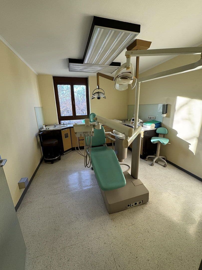 Pronájem kanceláře 157 m², Hemauerstr. 6, Regensburg, Bavorsko Pronájem kanceláře 157 m², Hemauerstr. 6, Regensburg, Bavorsko