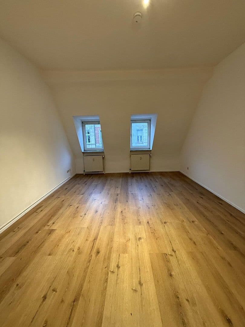 Pronájem bytu 2+1 62 m², Gostenhofener Hauptstraße, Nürnberg, Bavorsko Pronájem bytu 2+1 62 m², Gostenhofener Hauptstraße, Nürnberg, Bavorsko