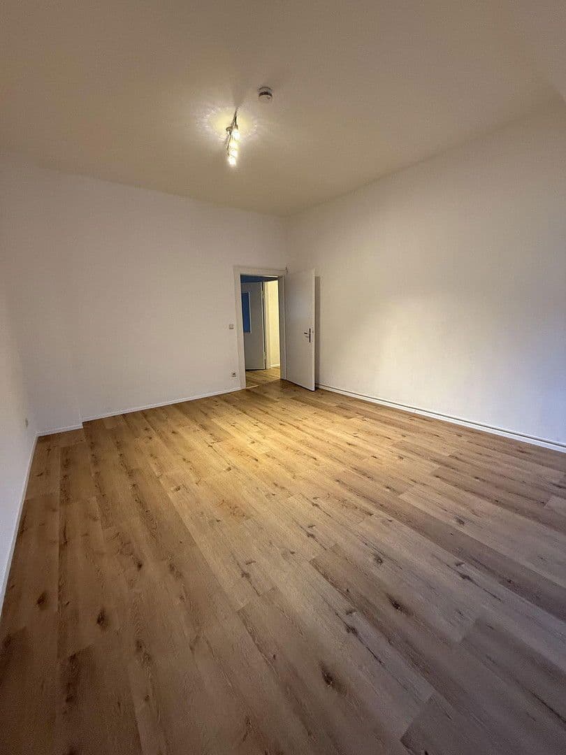 Pronájem bytu 2+1 62 m², Gostenhofener Hauptstraße, Nürnberg, Bavorsko Pronájem bytu 2+1 62 m², Gostenhofener Hauptstraße, Nürnberg, Bavorsko