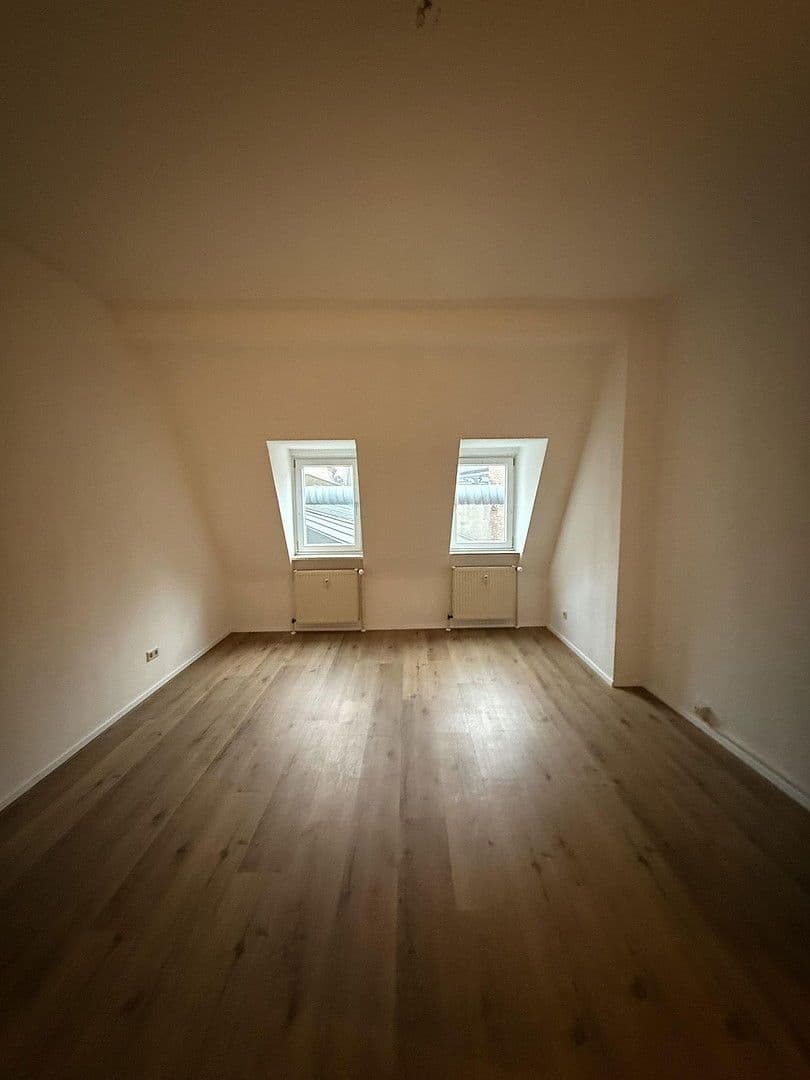 Pronájem bytu 2+1 62 m², Gostenhofener Hauptstraße, Nürnberg, Bavorsko Pronájem bytu 2+1 62 m², Gostenhofener Hauptstraße, Nürnberg, Bavorsko