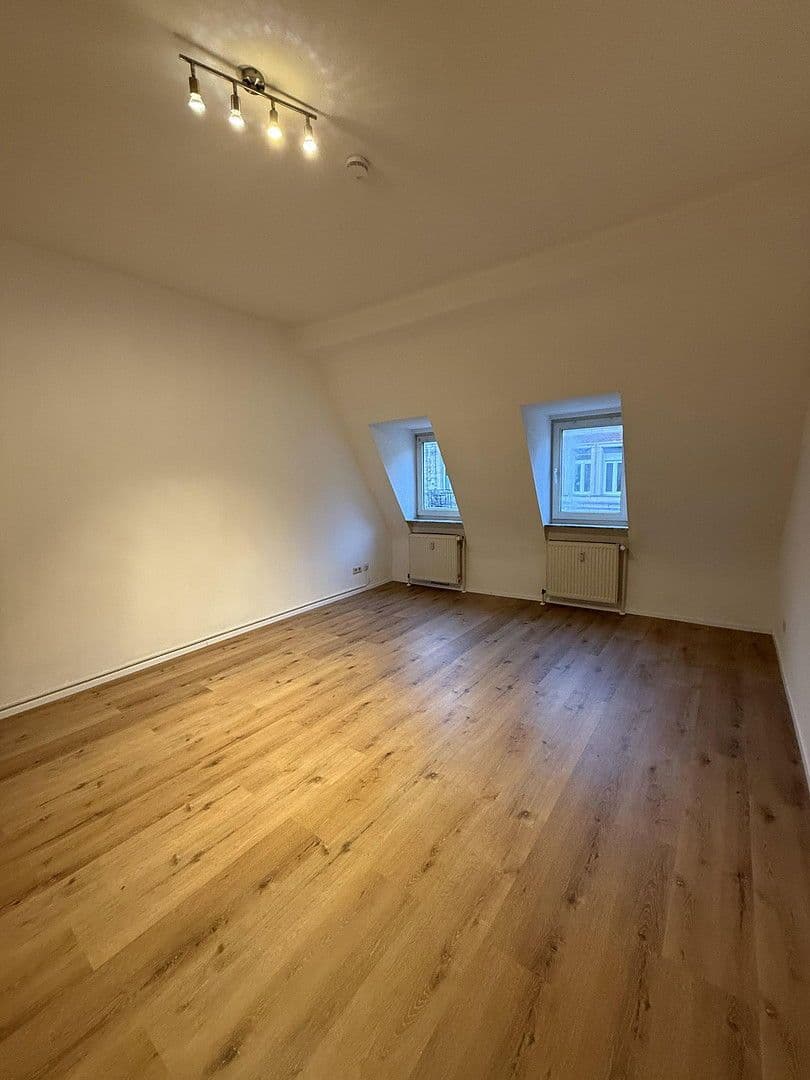 Pronájem bytu 2+1 62 m², Gostenhofener Hauptstraße, Nürnberg, Bavorsko Pronájem bytu 2+1 62 m², Gostenhofener Hauptstraße, Nürnberg, Bavorsko